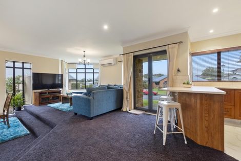 Photo of property in 19 Holmwood Park Drive, Morrinsville, 3300