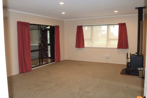 Photo of property in 55 Underhill Road, Featherston, 5710