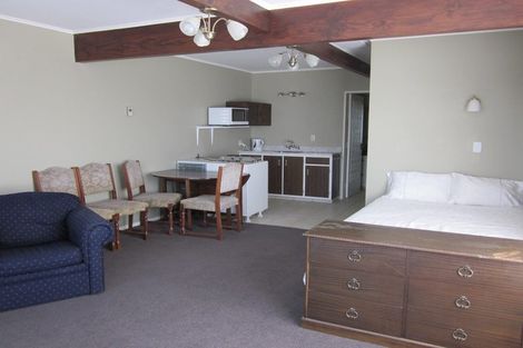 Photo of property in 64 Rama Crescent, Khandallah, Wellington, 6035