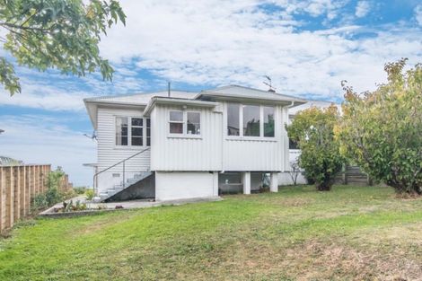 Photo of property in 19 Homebush Road, Khandallah, Wellington, 6035