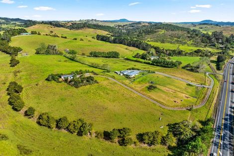 Photo of property in 1274 State Highway 1, Oakleigh, Whangarei, 0171