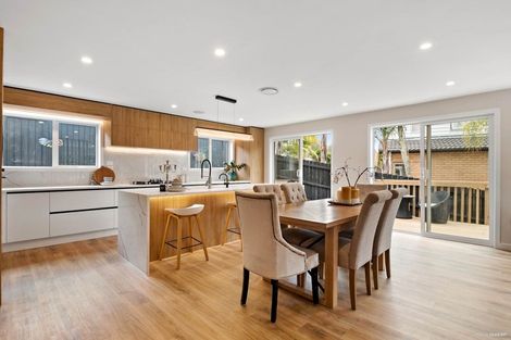 Photo of property in 1/58 Matipo Road, Mairangi Bay, Auckland, 0630