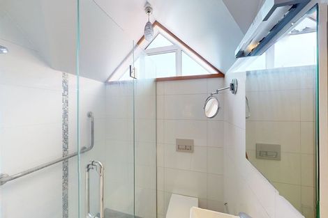 Photo of property in 109 Aro Street, Aro Valley, Wellington, 6021