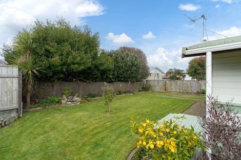 Photo of property in 27 Charles Street, Levin, 5510