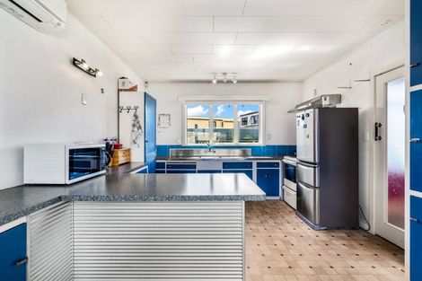 Photo of property in 1202a Heretaunga Street East, Parkvale, Hastings, 4122