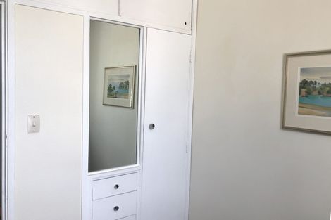 Photo of property in 7/2 Oriental Terrace, Mount Victoria, Wellington, 6011