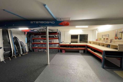 Photo of property in 27 Reynolds Place, Torbay, Auckland, 0630