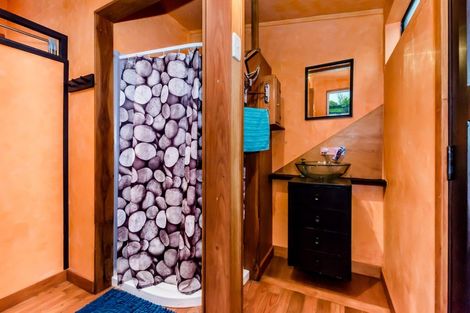 Photo of property in 14 Elizabeth Street, Waikanae, 5036