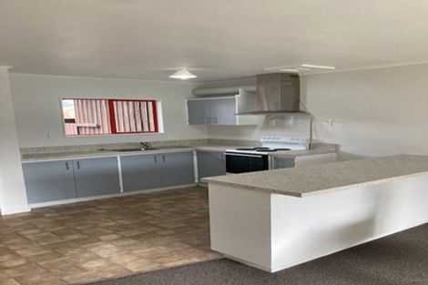 Photo of property in 2/505 Albert Street, Hastings, 4122