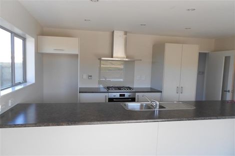 Photo of property in 186 Mark Avenue, Grenada Village, Wellington, 6037