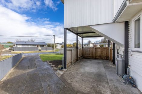 Photo of property in 1 Jull Crescent, Waipukurau, 4200