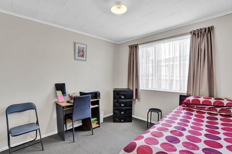 Photo of property in 11 Warkworth Grove, Bell Block, New Plymouth, 4312