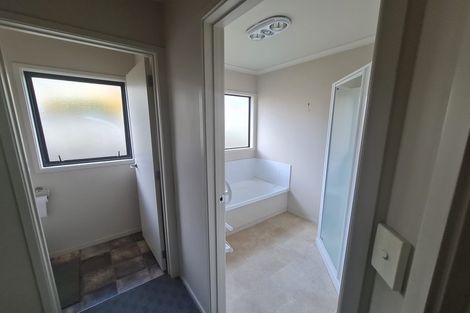 Photo of property in 4 Owhatiura Drive, Lynmore, Rotorua, 3010