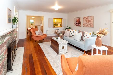 Photo of property in 162 Wellington Road, Paekakariki, 5034