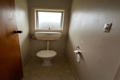 Photo of property in 2/30 Mcleod Road, Henderson, Auckland, 0612