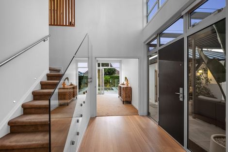 Photo of property in 8 Sylvan Park Avenue, Milford, Auckland, 0620