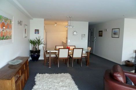 Photo of property in Aqua, 5/74 Oriental Parade, Oriental Bay, Wellington, 6011