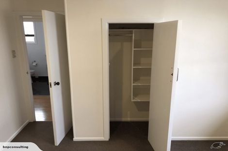 Photo of property in 20 Vodanovich Road, Te Atatu South, Auckland, 0610