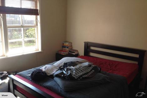 Photo of property in 67 Te Atatu Road, Te Atatu South, Auckland, 0610