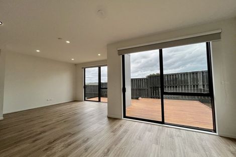 Photo of property in 46 Patons Road, Howick, Auckland, 2014