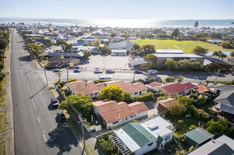 Photo of property in 2/2 Colenso Street, Sumner, Christchurch, 8081