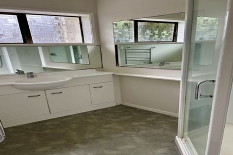 Photo of property in 2/36 Pakira Avenue, Glendene, Auckland, 0602