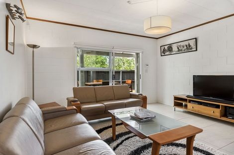 Photo of property in 22 Killarney Avenue, Torbay, Auckland, 0630