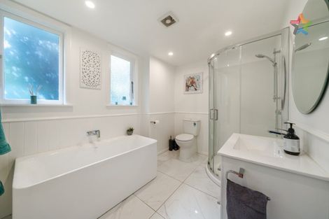 Photo of property in 44 Norton Park Avenue, Fairfield, Lower Hutt, 5011