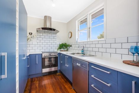 Photo of property in 3 Mitchell Grove, Ranui, Porirua, 5024