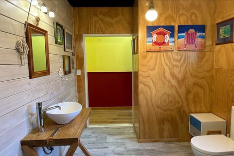 Photo of property in 4a Sunny Glen, Waikanae, 5036