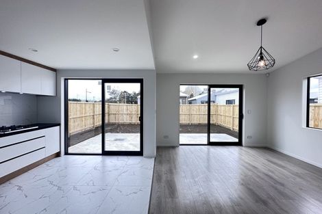 Photo of property in 10 Clayden Shuttleworth Street, Papakura, 2110