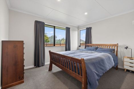 Photo of property in 5 Cemetery Road, Sanson, 4817