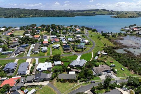 Photo of property in 12 Park Drive, Raglan, 3225