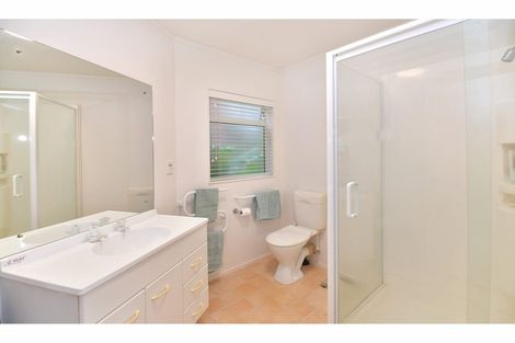 Photo of property in 8 Chalmers Close, Orewa, 0931