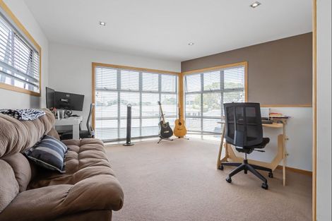 Photo of property in 33 Links Avenue, Mount Maunganui, 3116