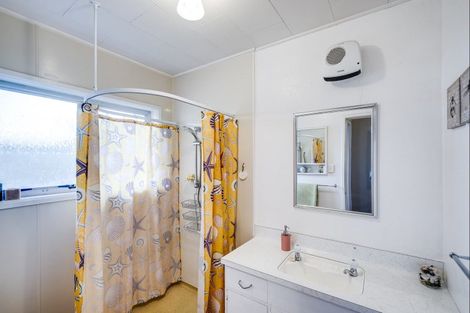 Photo of property in 2/512 Fitzroy Avenue, Hastings, 4122