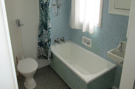 Photo of property in 41 Taunton Terrace, Blockhouse Bay, Auckland, 0600