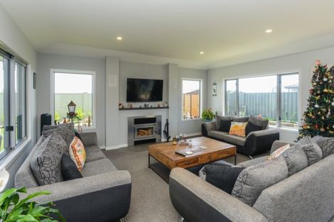 Photo of property in 36 Pelorus Avenue, Poraiti, Napier, 4112