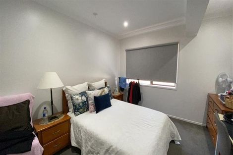 Photo of property in 54 Redoubt Road, Clover Park, Auckland, 2105