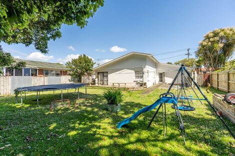 Photo of property in 19 Rosehill Drive, Rosehill, Papakura, 2113