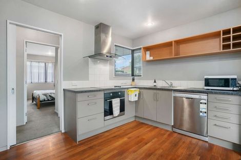 Photo of property in 4/13 Elizabeth Street, Riccarton, Christchurch, 8011