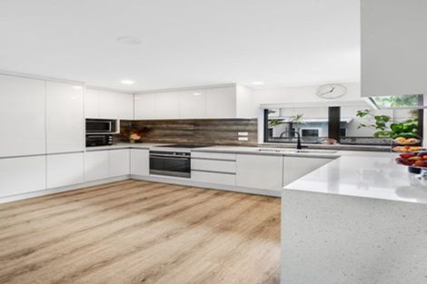 Photo of property in 8 Lamia Place, The Gardens, Auckland, 2105