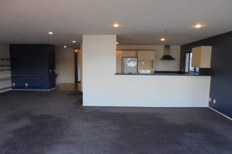 Photo of property in Courtenay Apartments, 703/120 Courtenay Place, Te Aro, Wellington, 6011