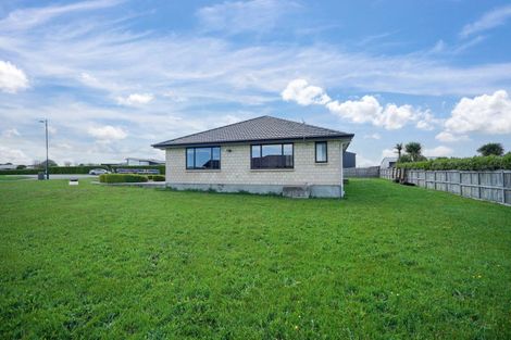 Photo of property in 28 Majestic Chance, Seaward Bush, Invercargill, 9812