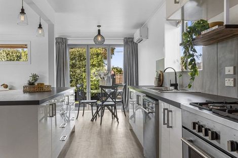 Photo of property in 5 Badger Street, Parklands, Christchurch, 8083