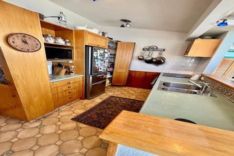 Photo of property in 128 Charles Street, Westshore, Napier, 4110