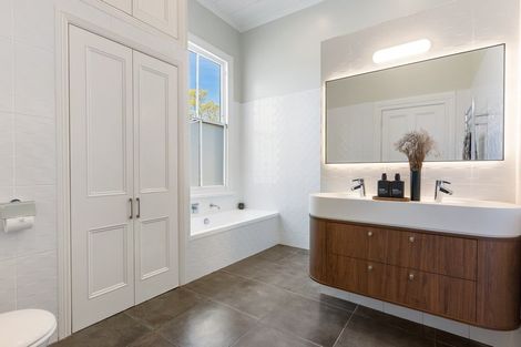 Photo of property in 12 Murdoch Road, Grey Lynn, Auckland, 1021