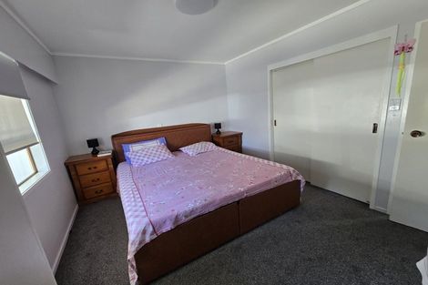 Photo of property in 2/16 Churchill Avenue, Manurewa, Auckland, 2102