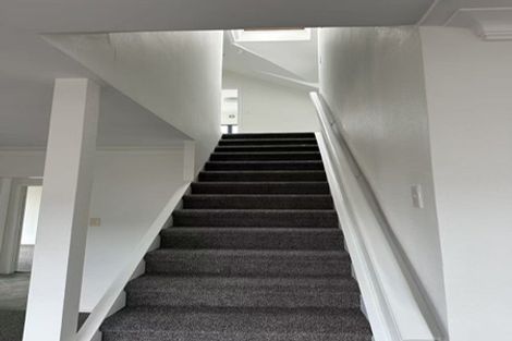 Photo of property in 1/127 Bucklands Beach Road, Bucklands Beach, Auckland, 2012