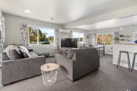 Photo of property in 2 Miro Street, Pleasant Point, 7903